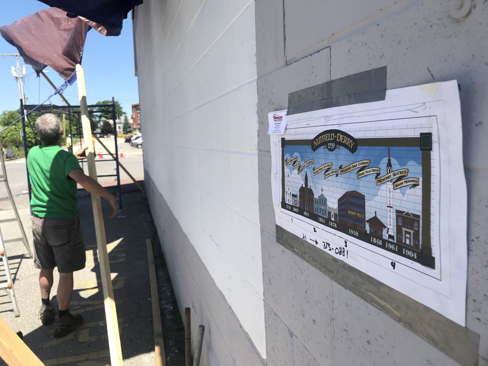 Derry mural